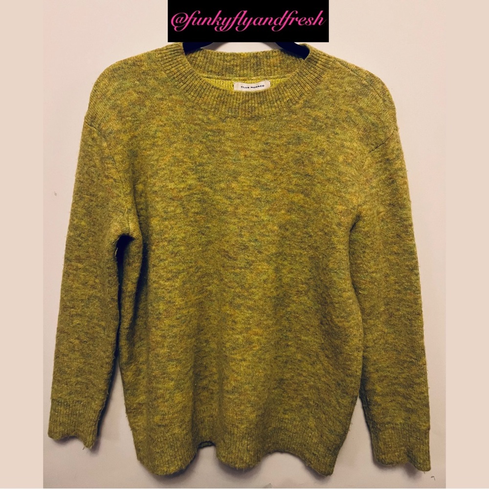Club Monaco designed by Ralph Lauren, green sweater. Super soft size s/m.